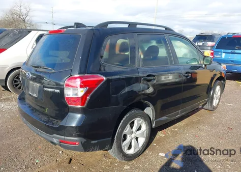 2016 Subaru Forester 2.5I Premium z USA, uszkodzony, nr VIN JF2SJADCXGH559925